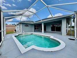 featured image of 714 Knox Ave S