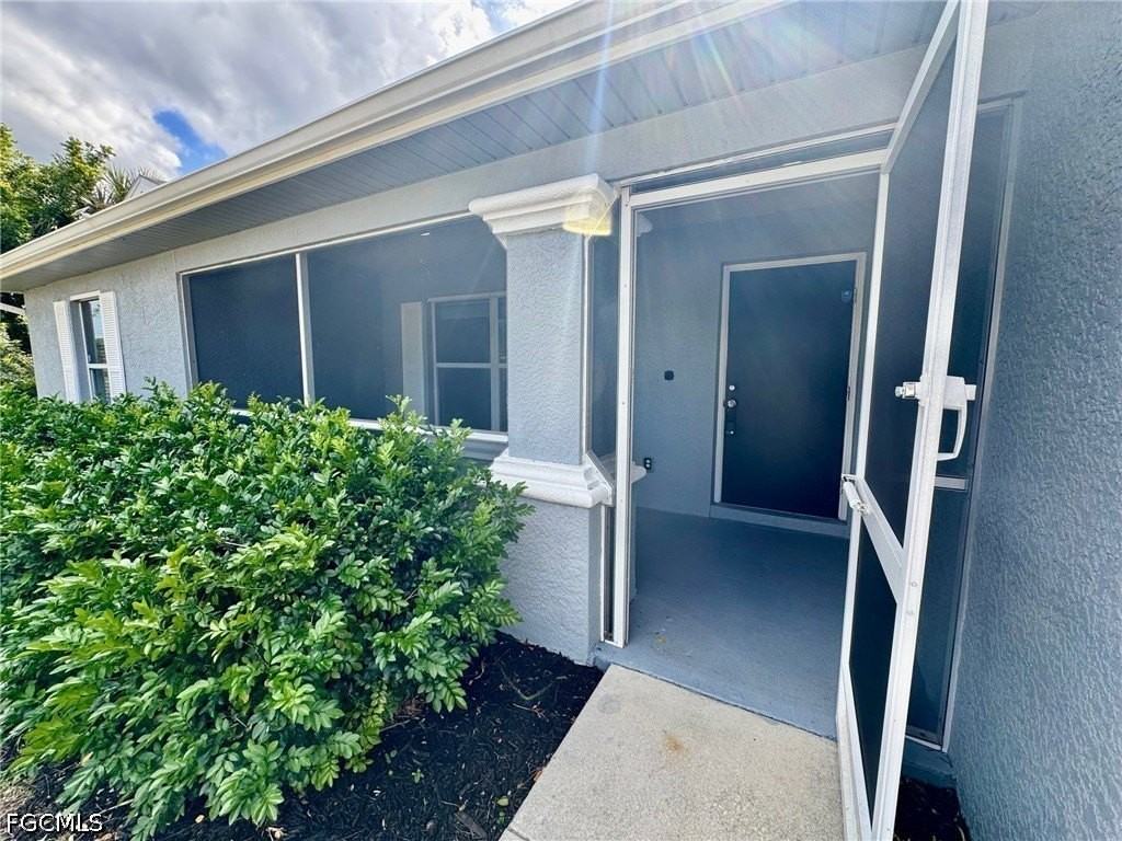 714 Knox Ave S - Photo 5 of 34