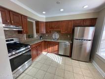173 Edinburgh Ct - Photo 1 of 1