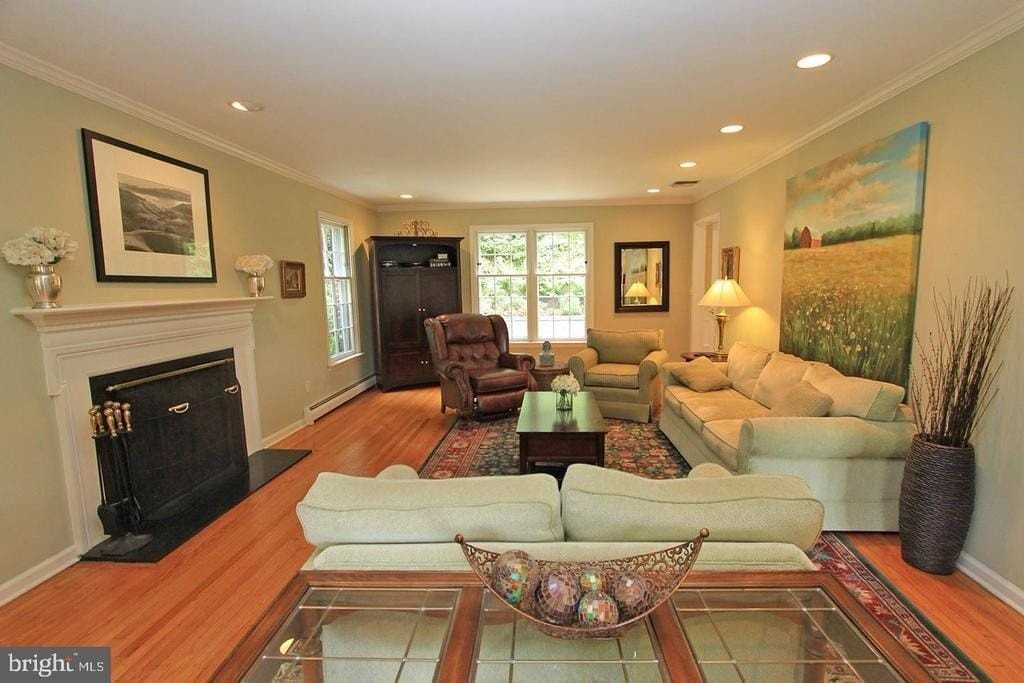 594 Contention Ln - Photo 7 of 15