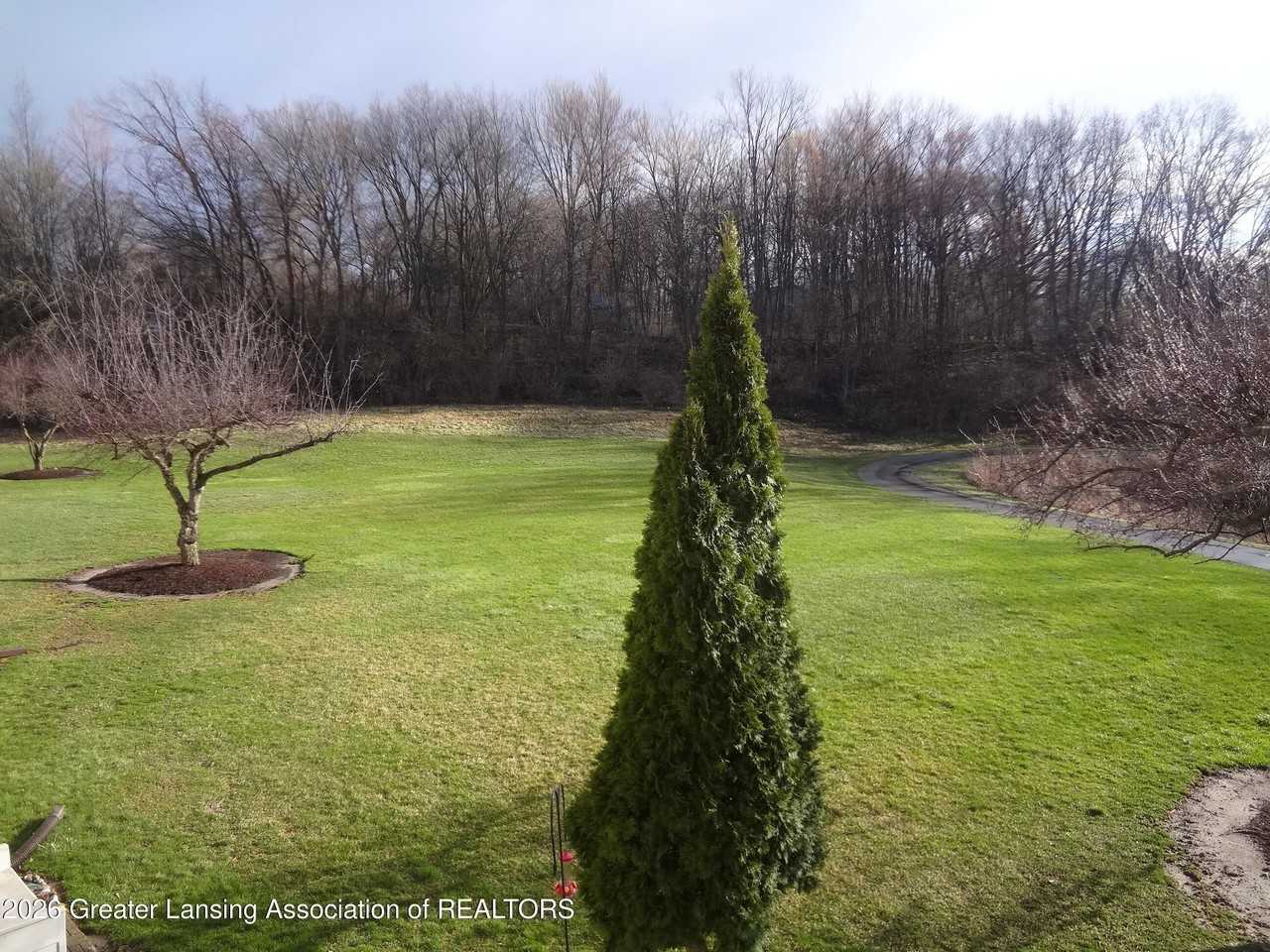 1457 E Pond Dr - Photo 6 of 18