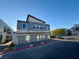 featured image of 4234 Vivenda St #3