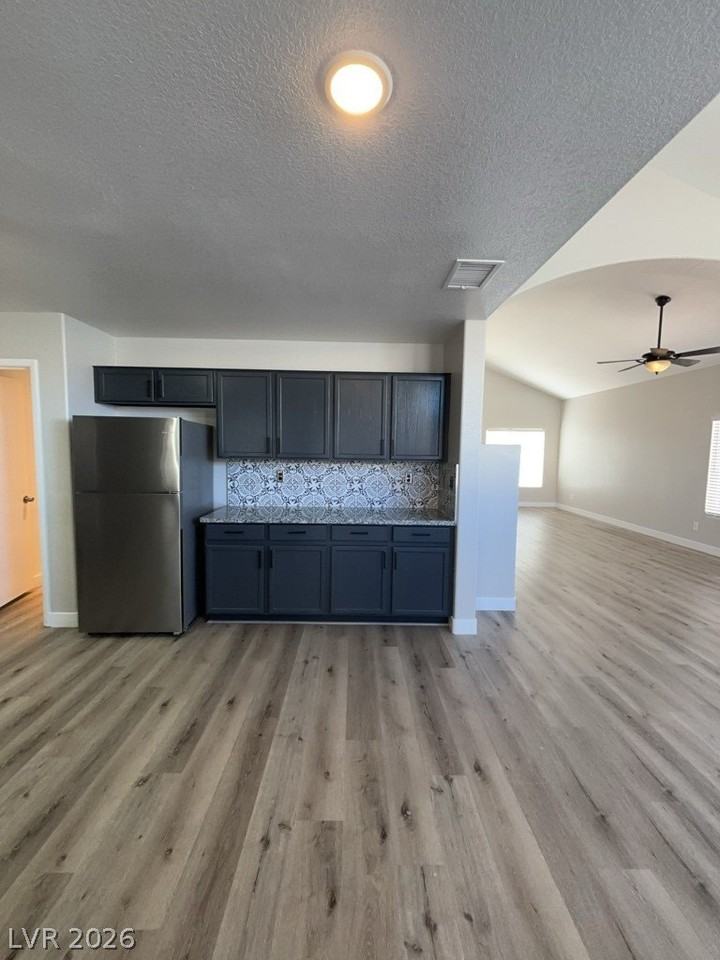 4408 Sparkle Crest Ave - Photo 4 of 15