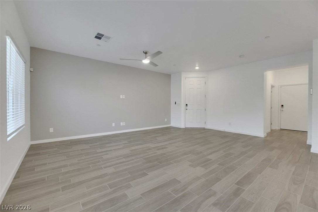 274 Luna Valley Way #912 - Photo 3 of 19