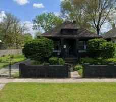 featured image of 1122 Highland St