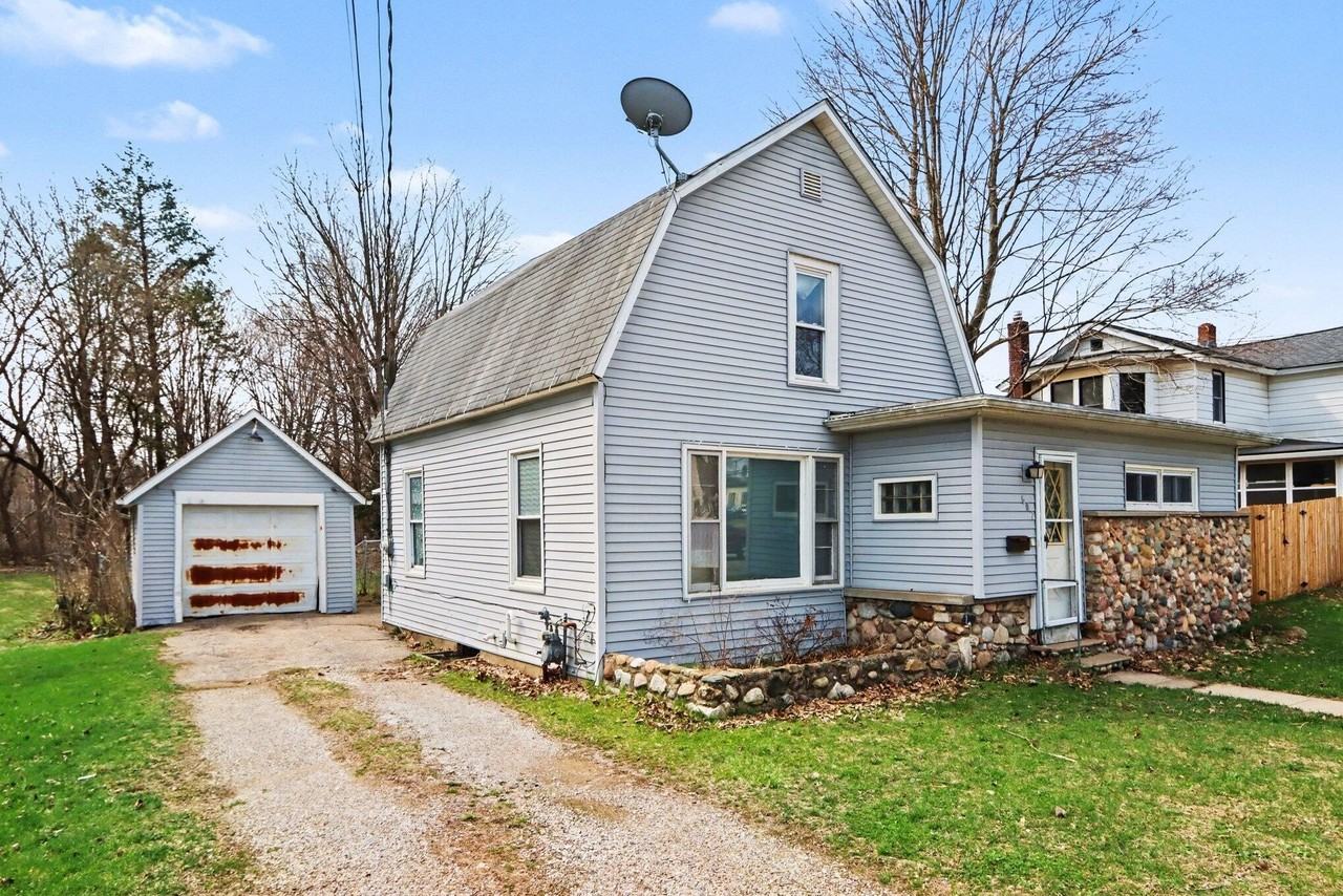 607 Mechanic St - Photo 2 of 20