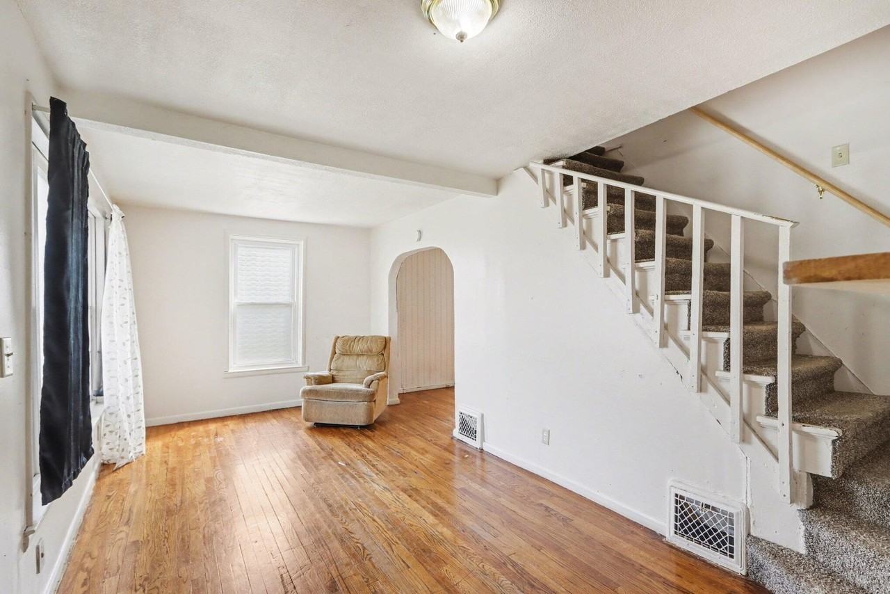 607 Mechanic St - Photo 5 of 20