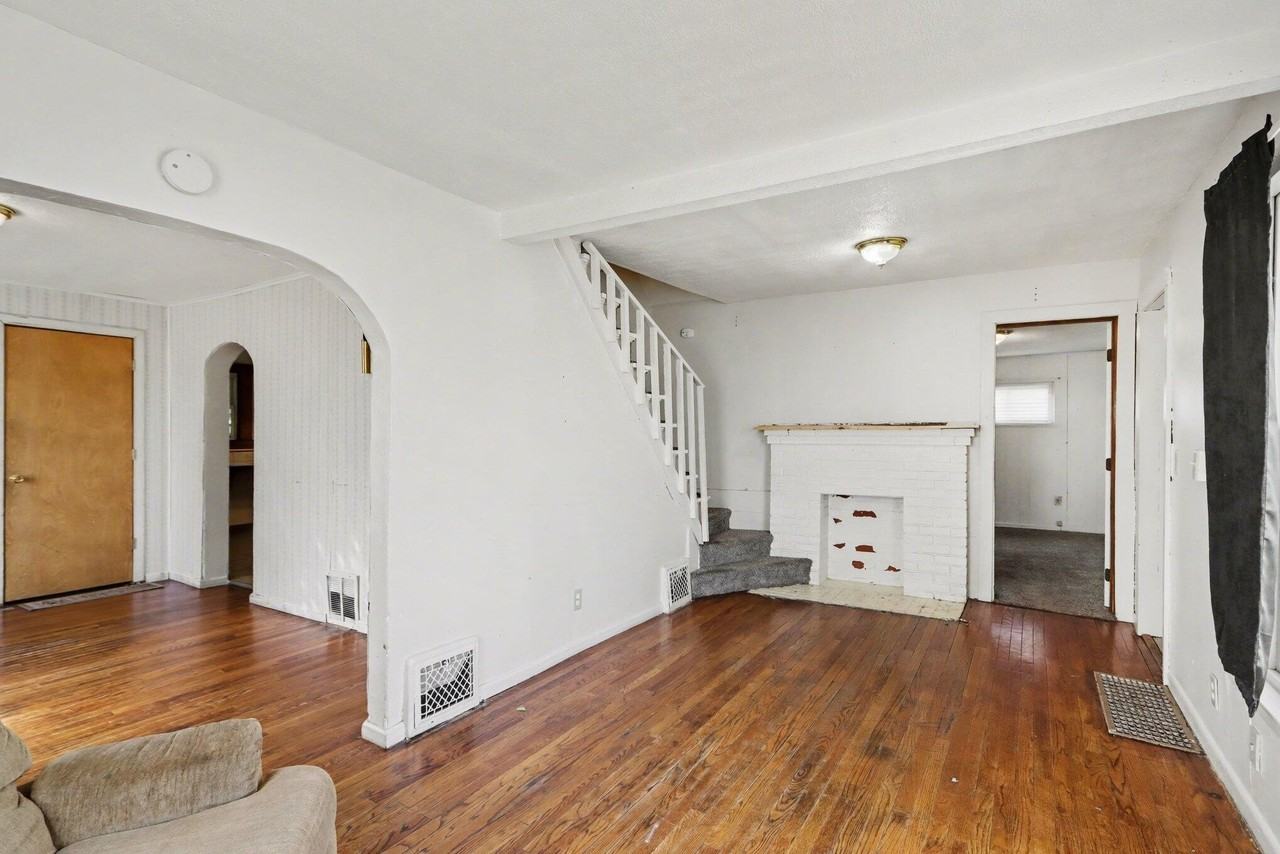 607 Mechanic St - Photo 6 of 20