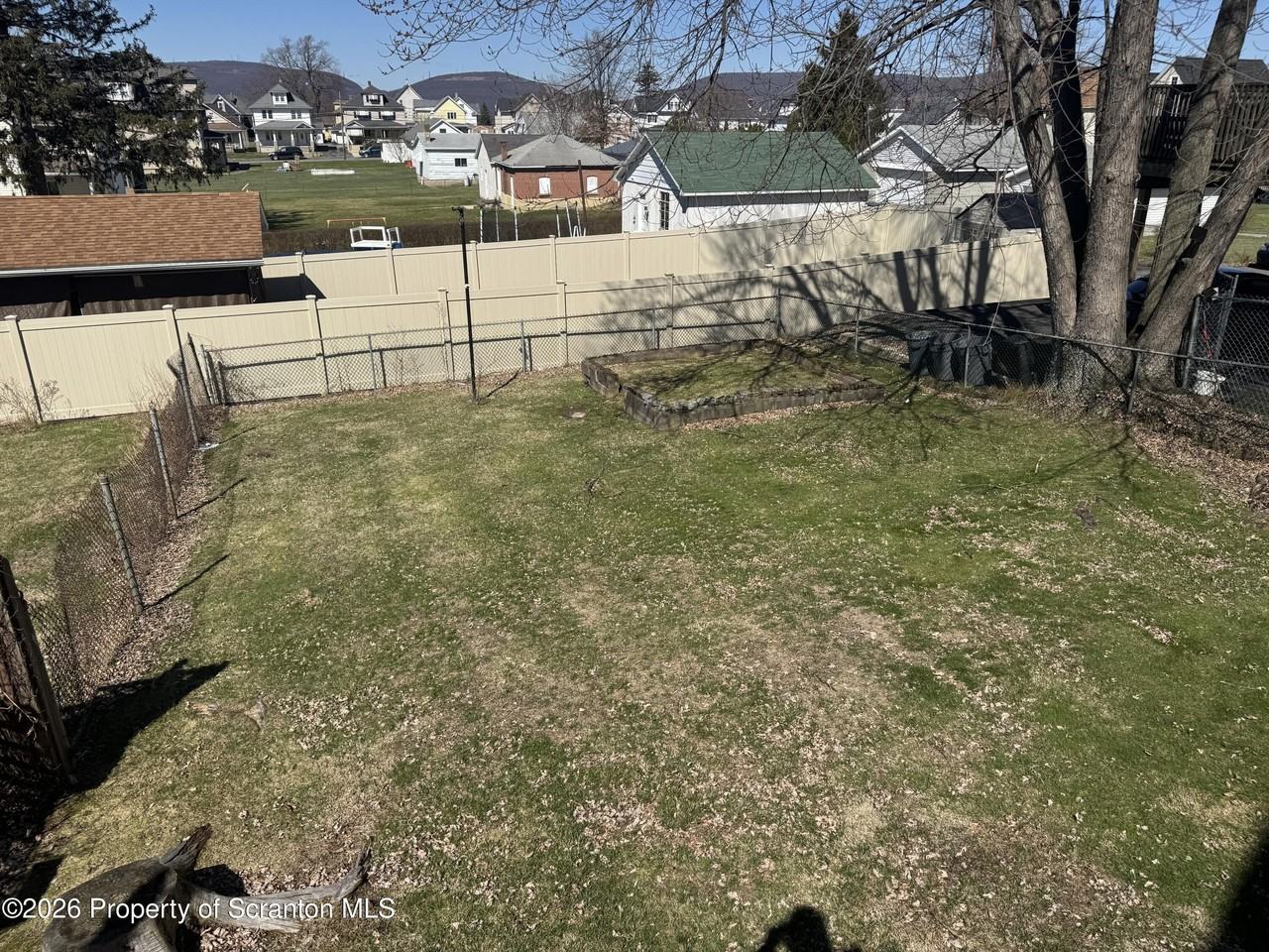 205 Battin St Unit 205 - Photo 2 of 11