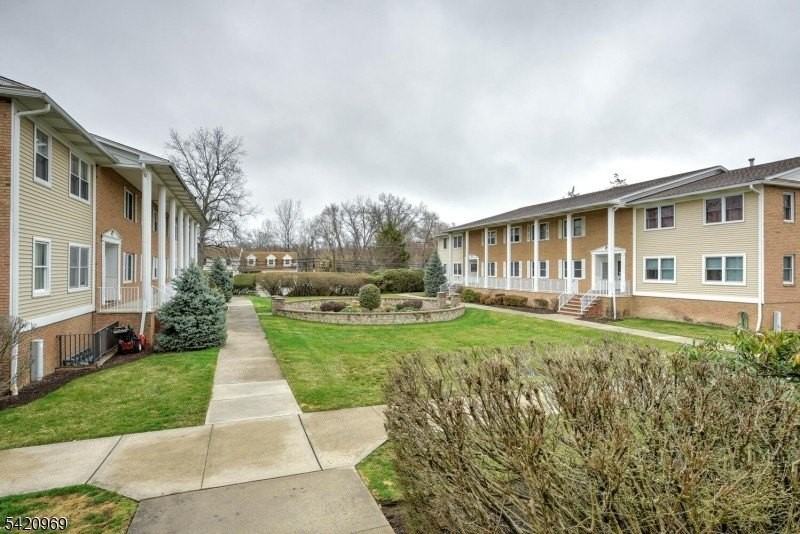 105 Newark Pompton Tpke #C24 - Photo 3 of 21