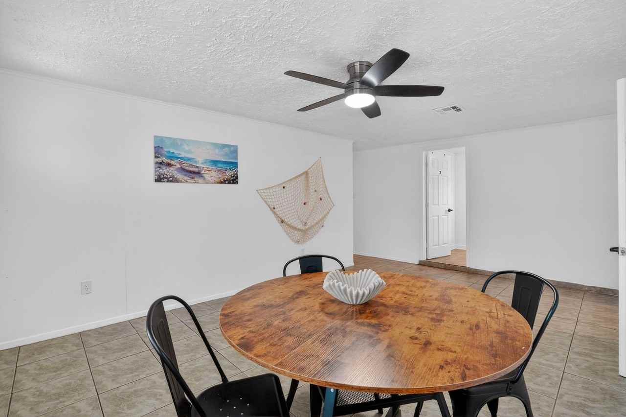 28th St - Photo 4 of 15