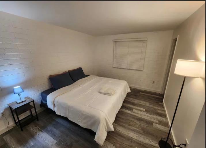 E Ludlow Dr - Photo 4 of 8