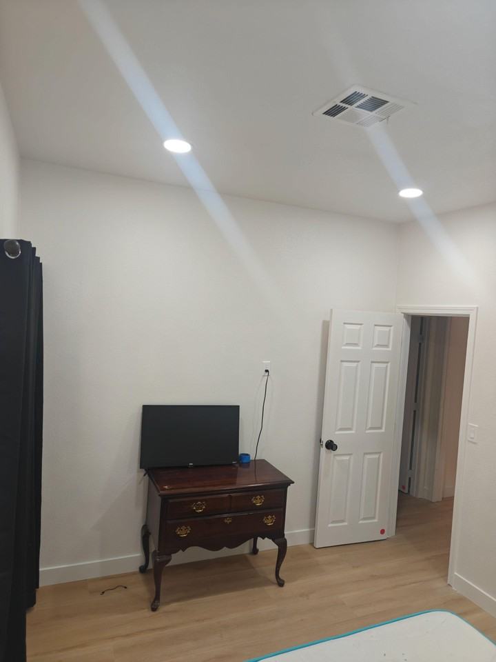 E Mardon Ave - Photo 4 of 5