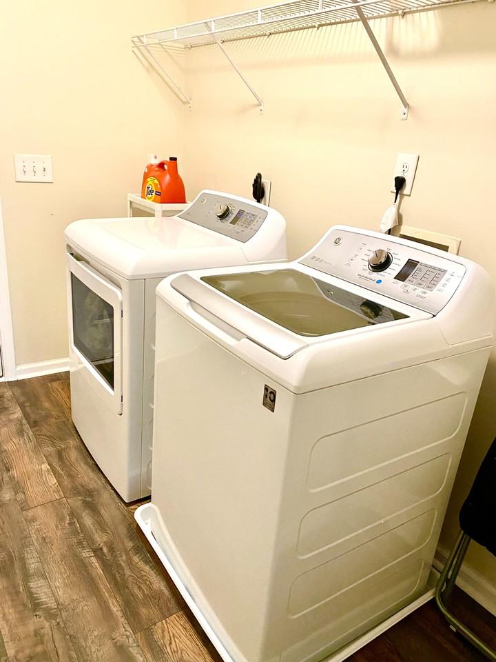 Yellow Stone Dr - Photo 2 of 21