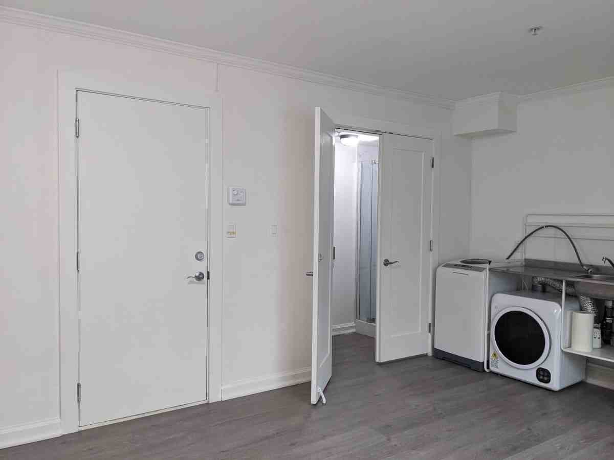 5475 Wales Street - Photo 3 of 5