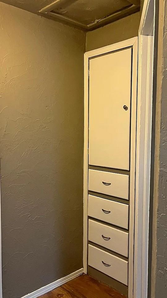 1429 Mallard Dr #1 - Photo 4 of 10