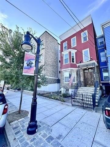 809 Palisade Ave #1