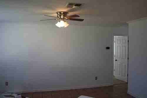 114 Lakeview - Photo 4 of 8