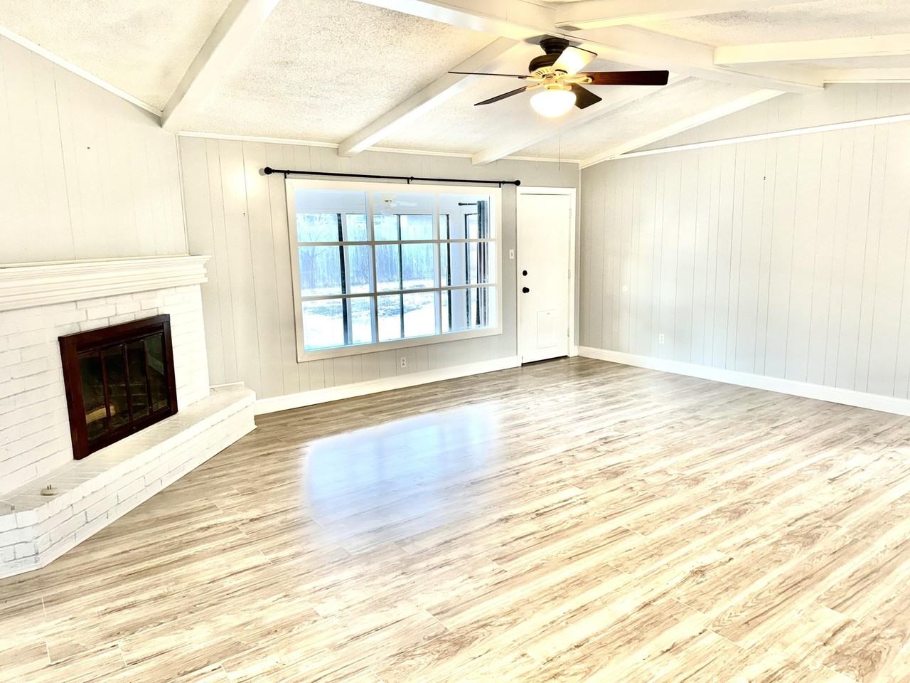 5415 73rd St - Photo 3 of 13