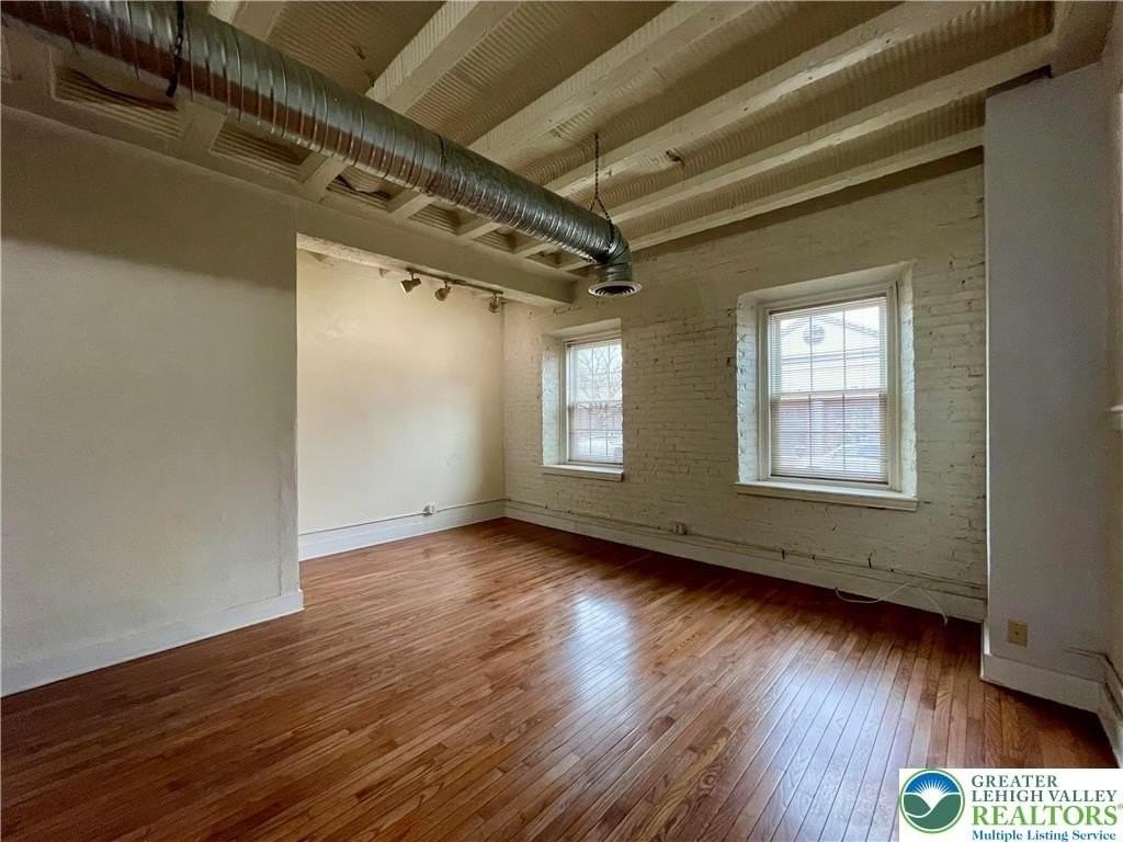 147 S 4th St Apt 1 - Photo 4 of 16