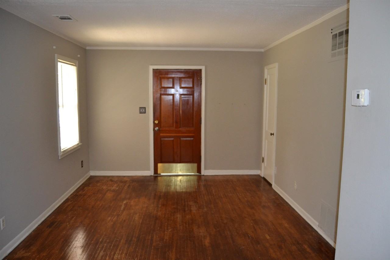 1328 Marcia Rd - Photo 7 of 20