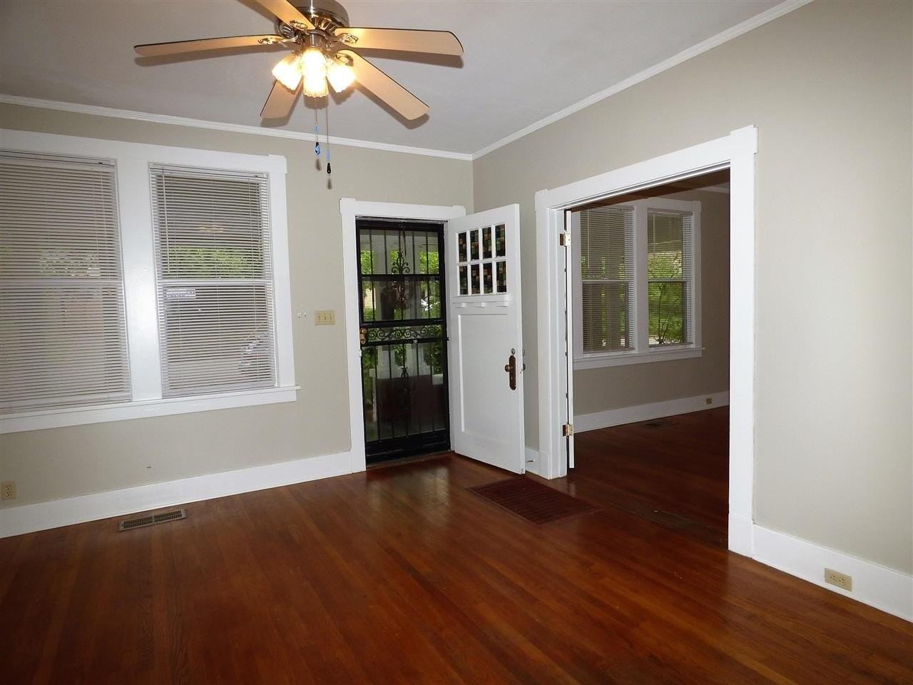 447 Dickinson St - Photo 2 of 20