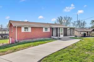 featured image of 210 Williamsburg Rd #1