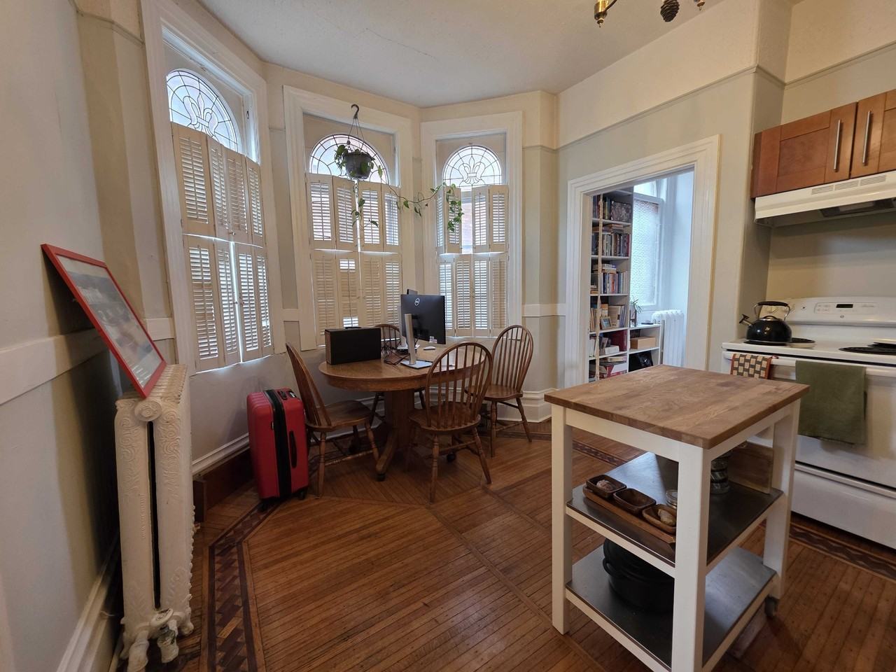 102 Wellington St #102 - Photo 5 of 10