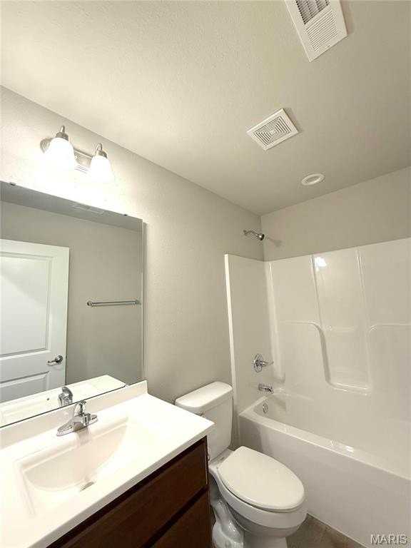 1320 Mckinley St #B - Photo 7 of 12