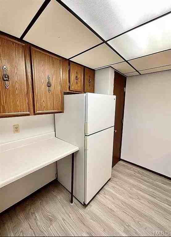 106 S High St #E - Photo 5 of 10