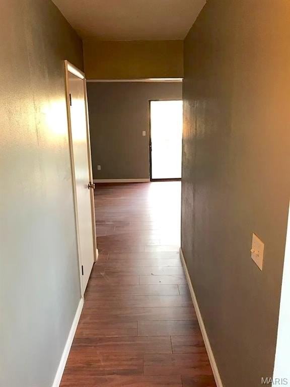 1104 Arrowhead Dr #B - Photo 4 of 18