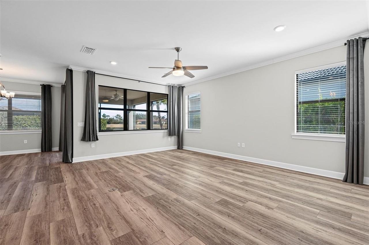 17907 Eastbrook Ter - Photo 3 of 50