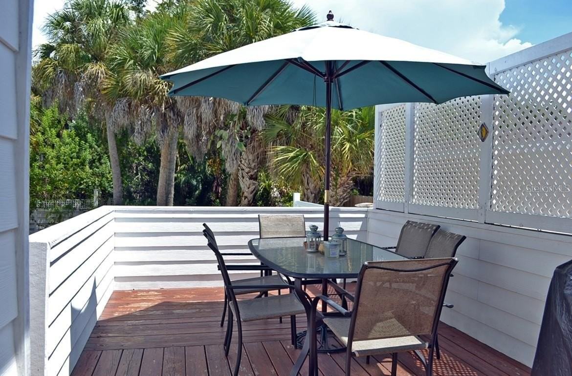 5157 Sandy Beach Ave - Photo 7 of 20