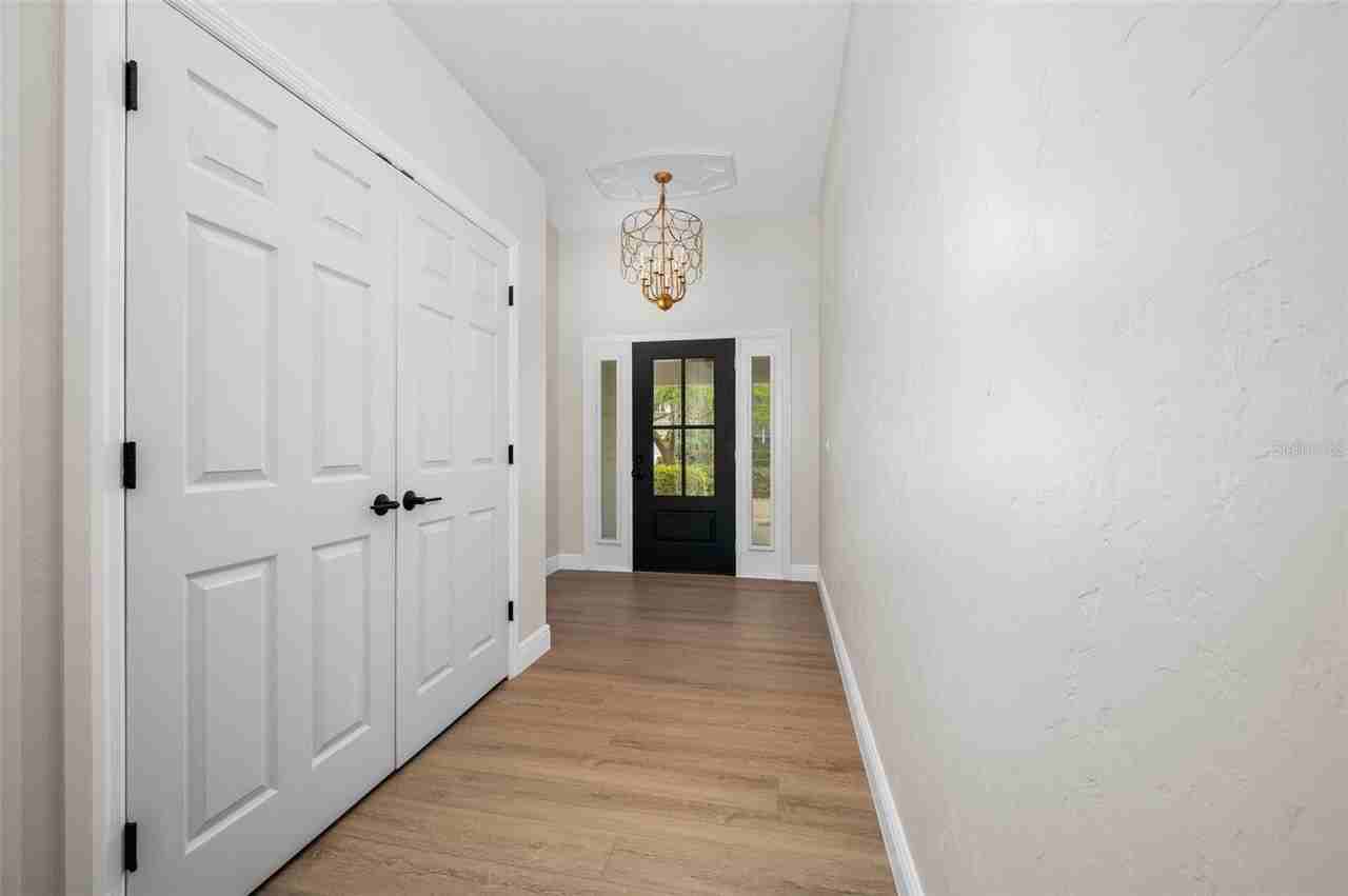 9821 Sw 34th Rd - Photo 4 of 42