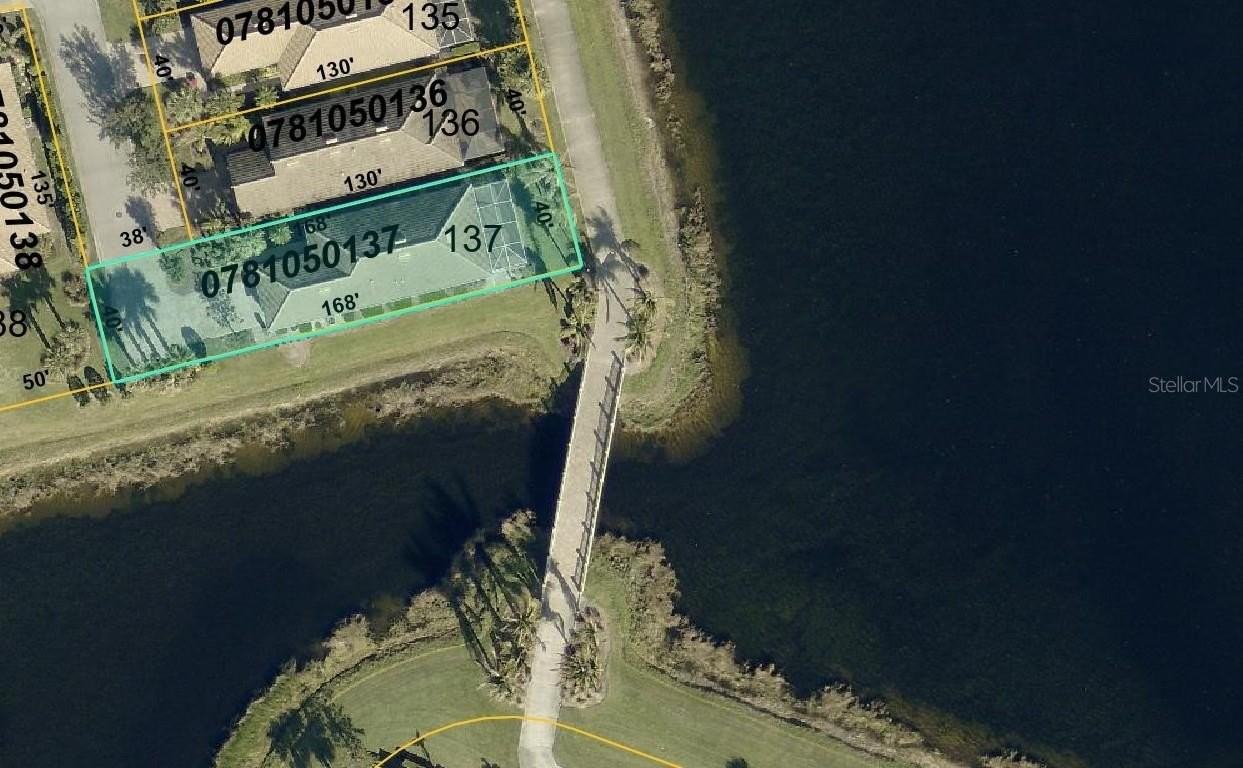 19240 Isadora St - Photo 2 of 41