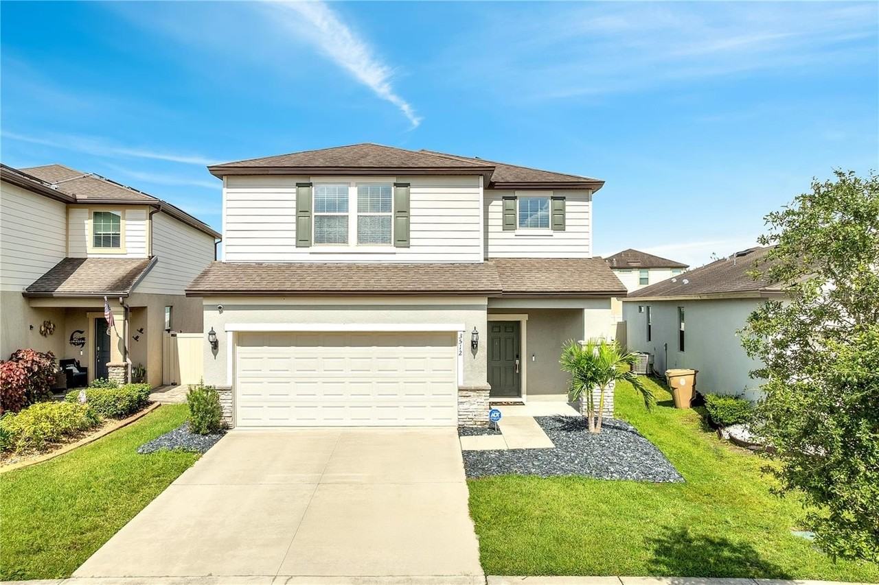 3512 Southern Cross Loop - Photo 4 of 44