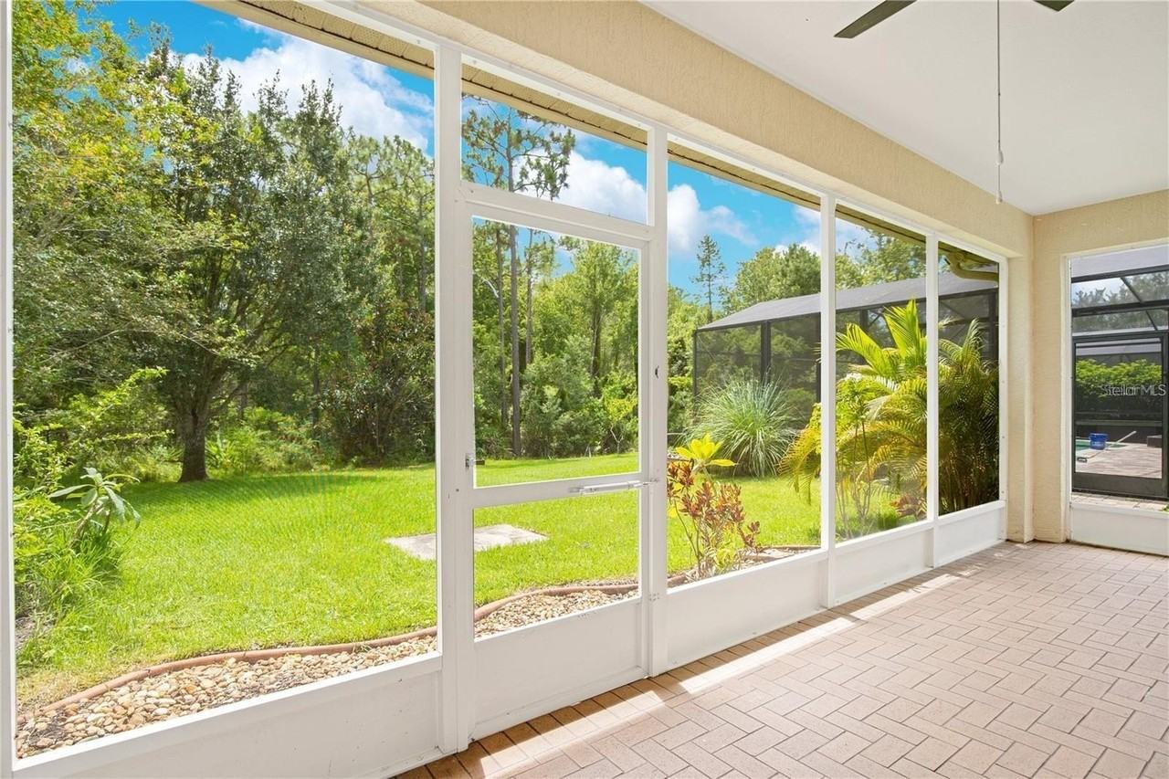 2221 Cypress Trace Cir - Photo 3 of 37