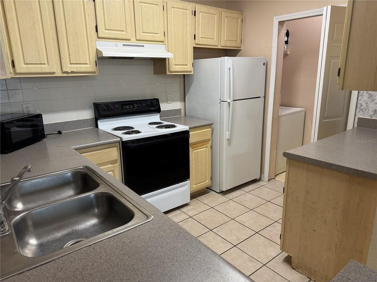 8908 Legacy Ct #16-103 - Photo 3 of 50