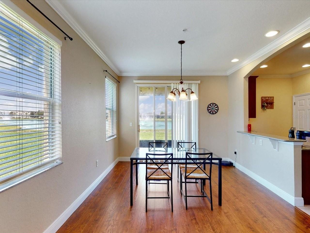 2949 Langdon Ln S - Photo 4 of 38