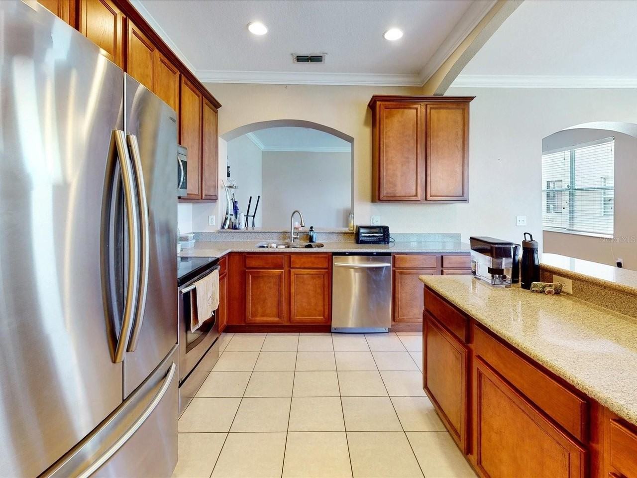 2949 Langdon Ln S - Photo 7 of 38