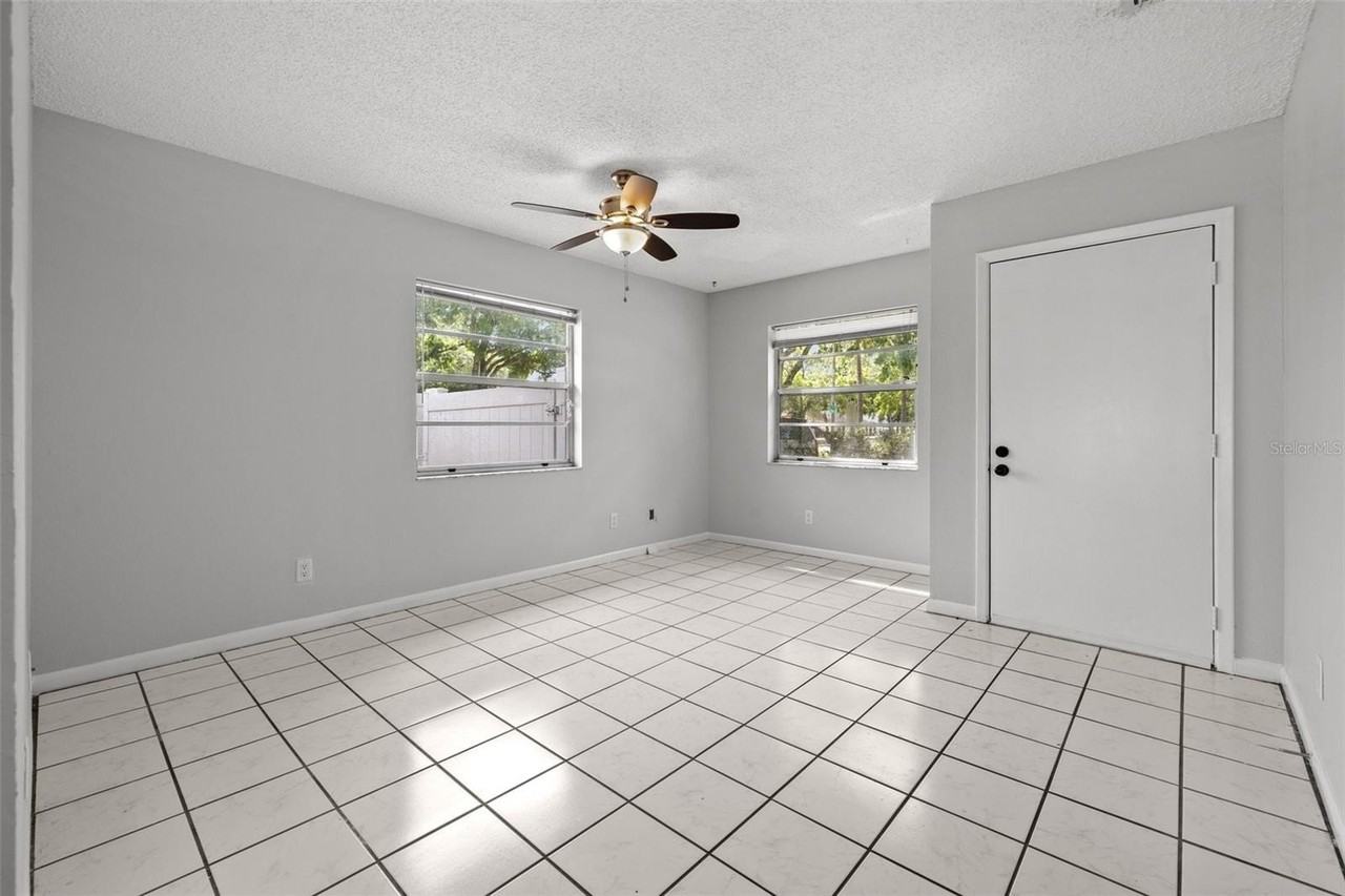 2715 63rd Ter N #B - Photo 4 of 23