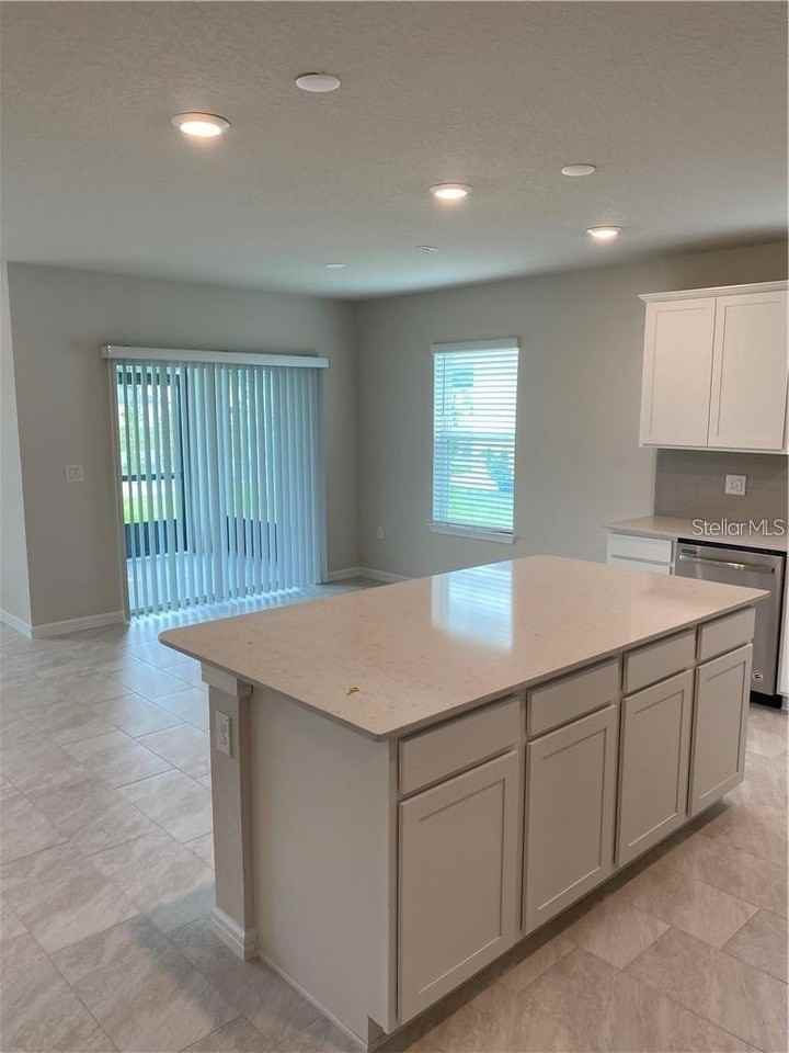 6348 Dutton Dr - Photo 3 of 22