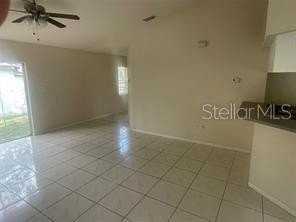 2615 E Curtis St - Photo 4 of 26