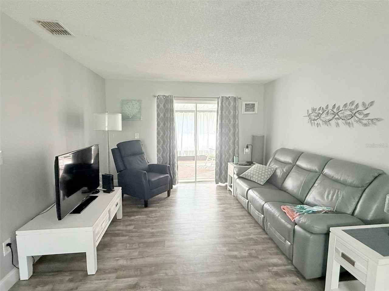 3357 38th St S #C - Photo 2 of 22