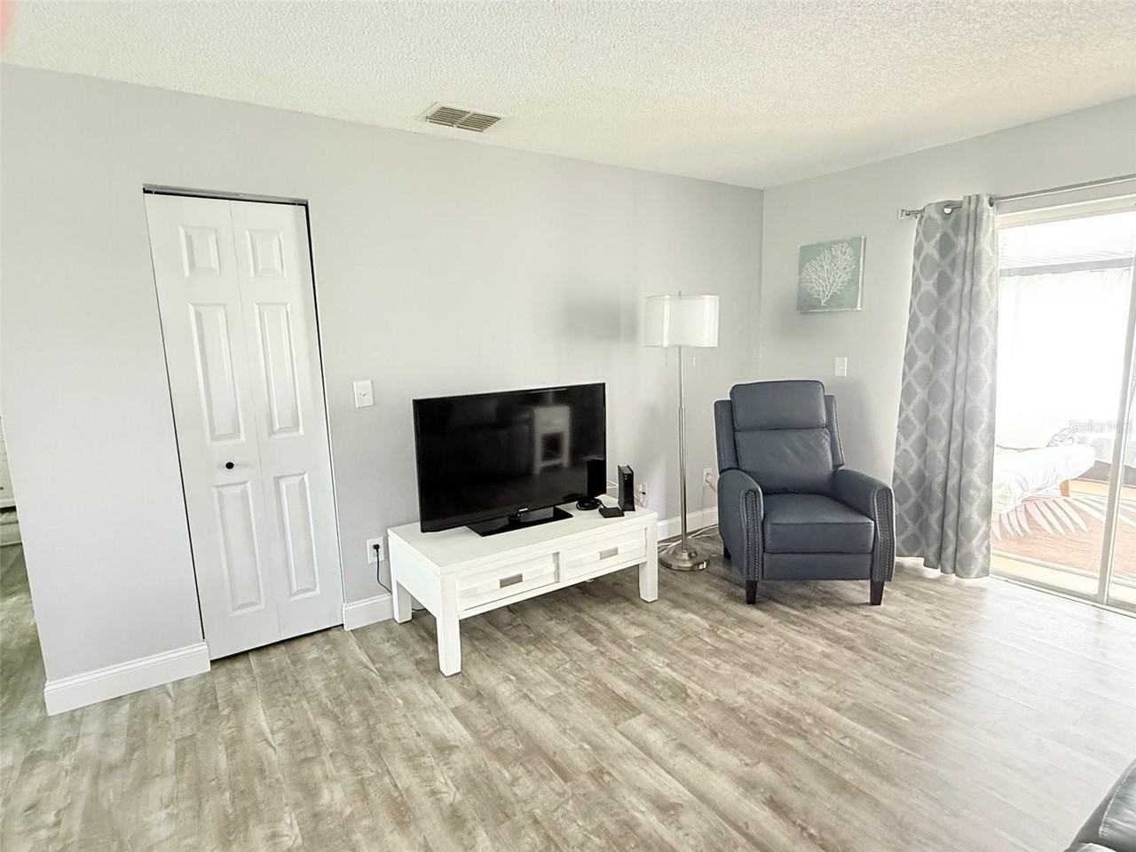 3357 38th St S #C - Photo 5 of 22