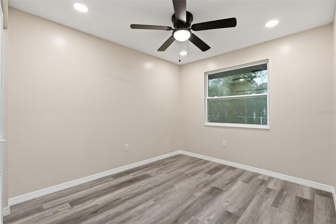 903 Vine Ave - Photo 7 of 18