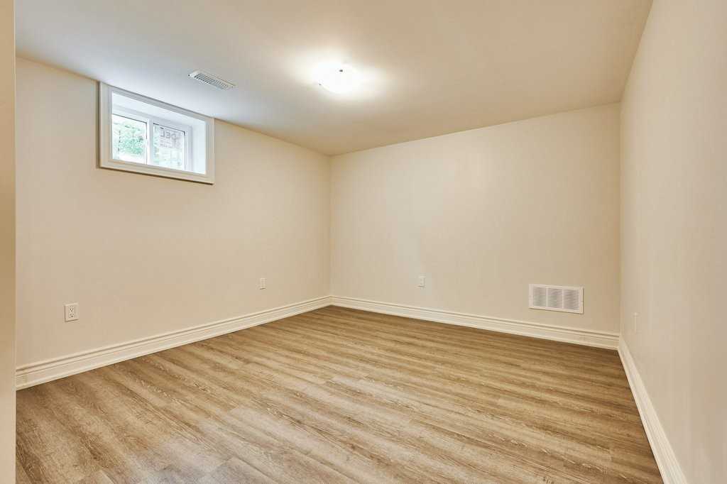 15 Athens Street - Photo 7 of 29