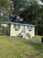 featured image of 171 Lake Shore Dr