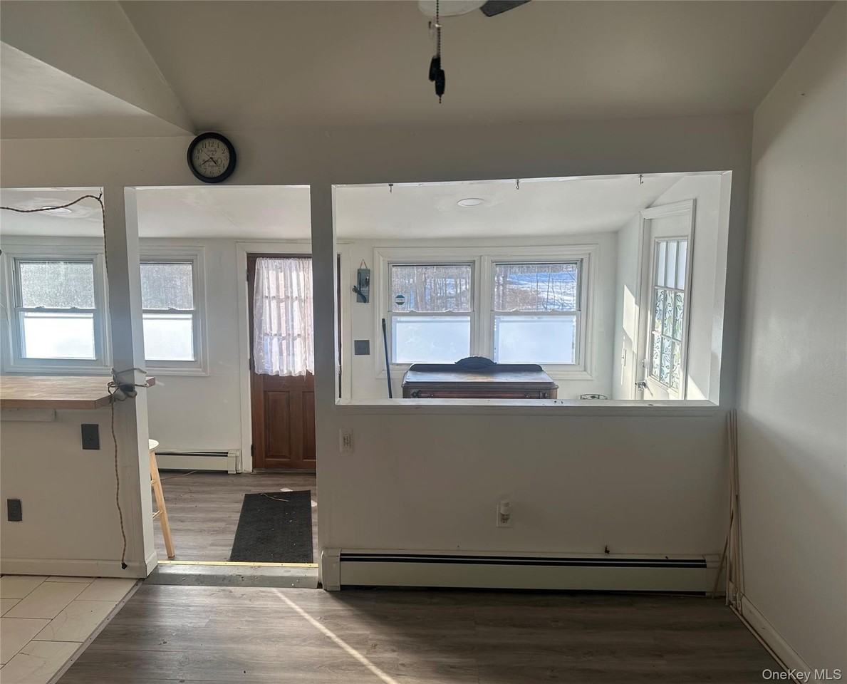 171 Lake Shore Dr - Photo 6 of 24