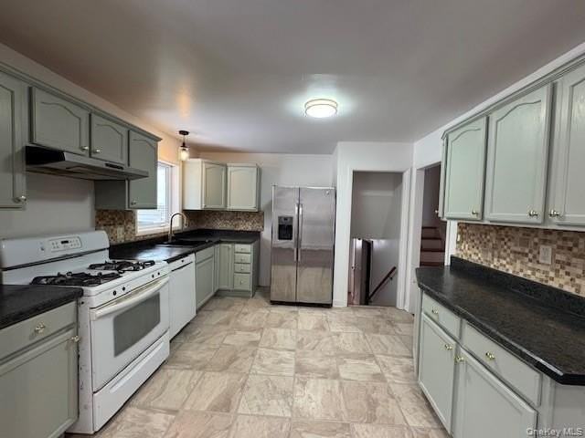 46 Midland Ave - Photo 3 of 23